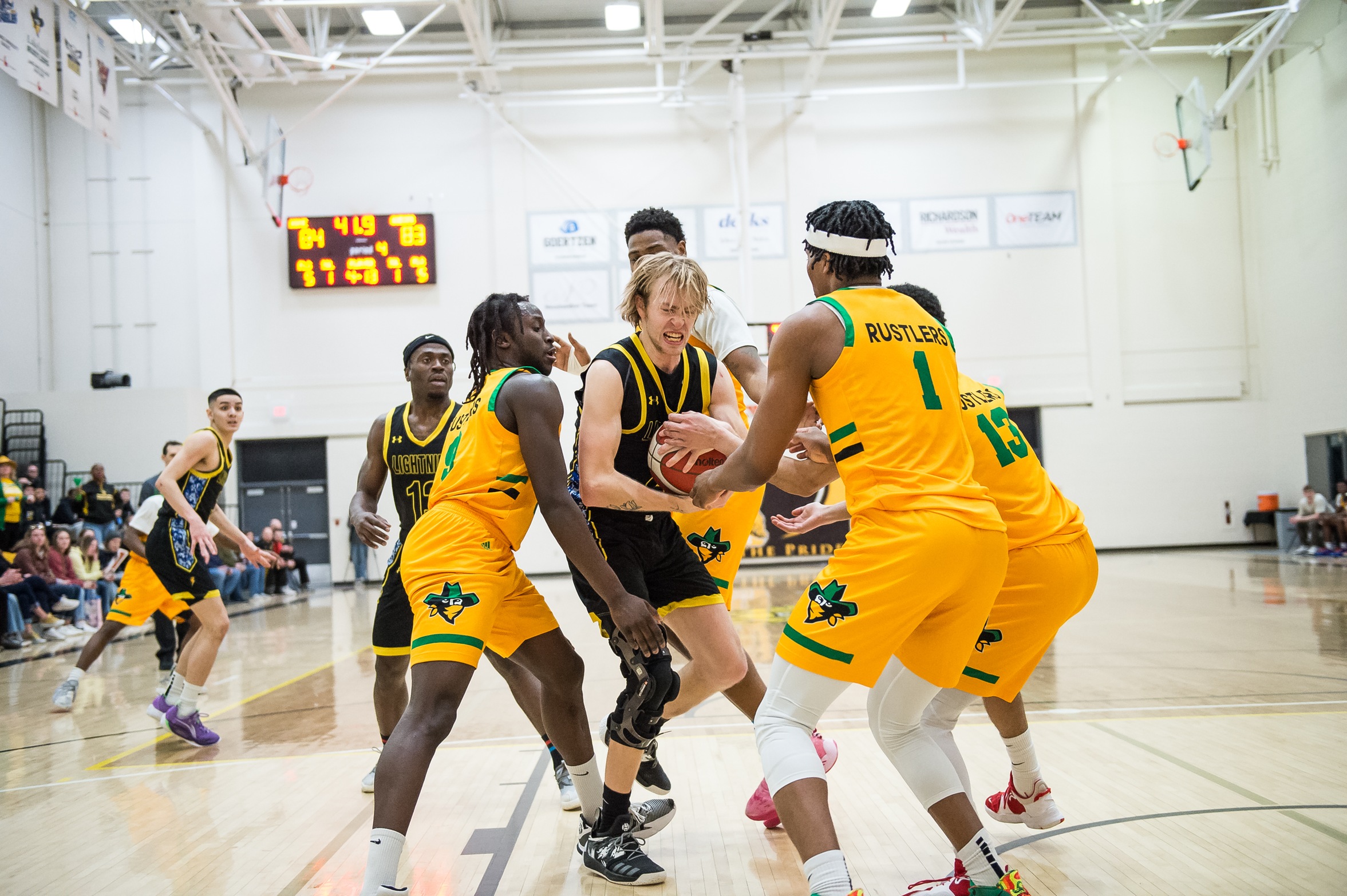STMU beats Lakeland in First Championship Game