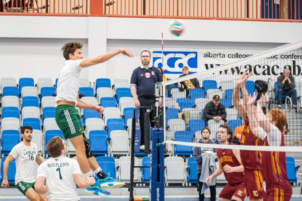 Lakeland Rustlers advance to fifth-place game with four-set win