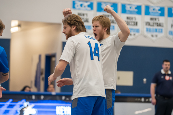 Eagles complete reverse sweep to claim fifth place