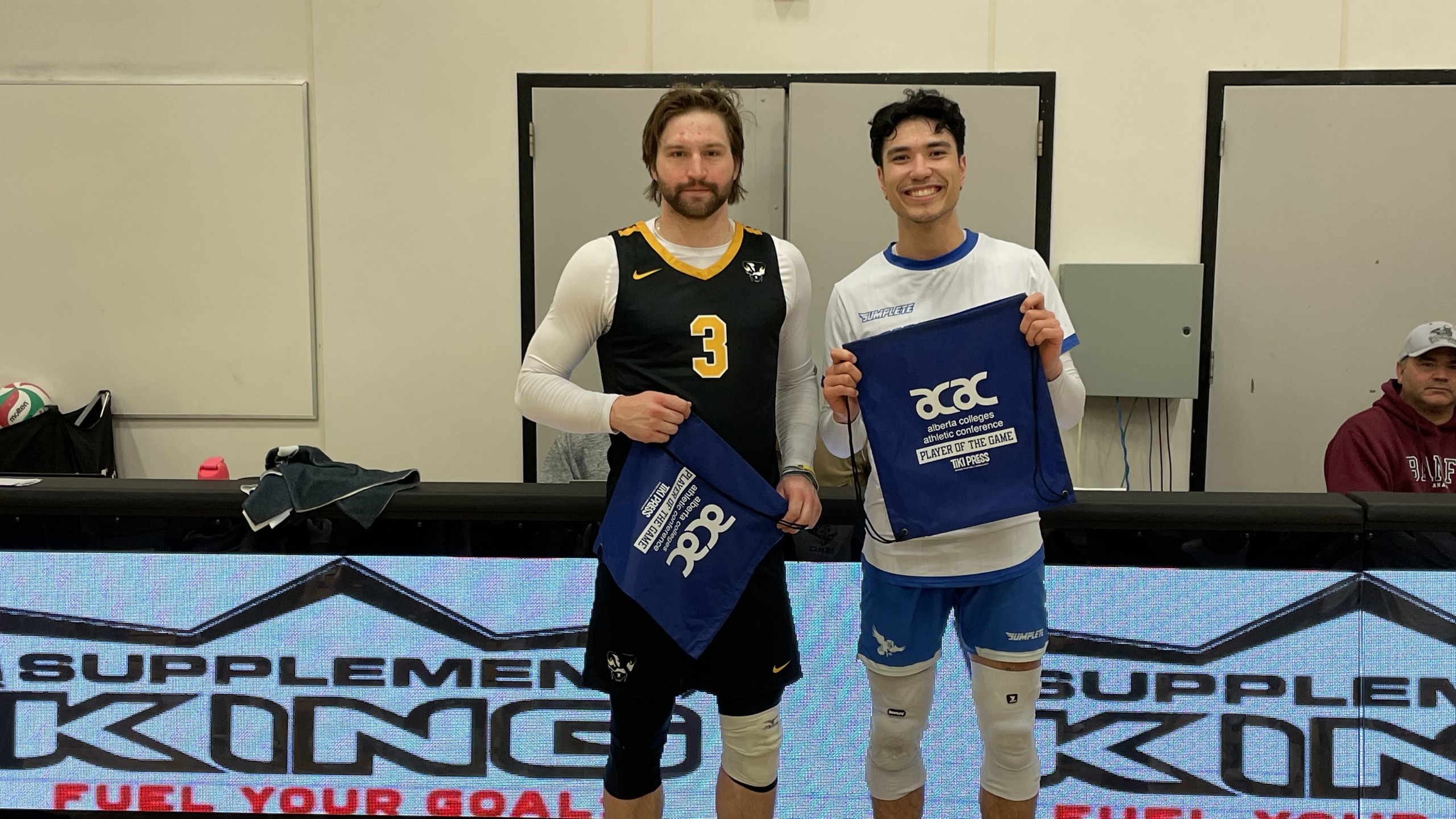 Eagles sweep Rattlers in three sets