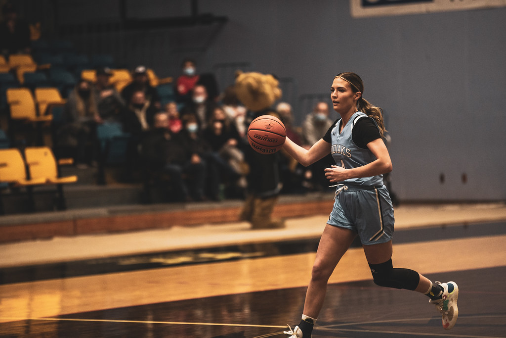 WBB| Trojans Eliminate Kodiaks in Nail Biting Finish to Advance in Playoff Race.