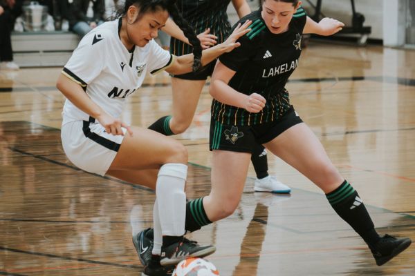 Host Rustlers Hold Top-Ranked Ooks to a 1-1 Draw